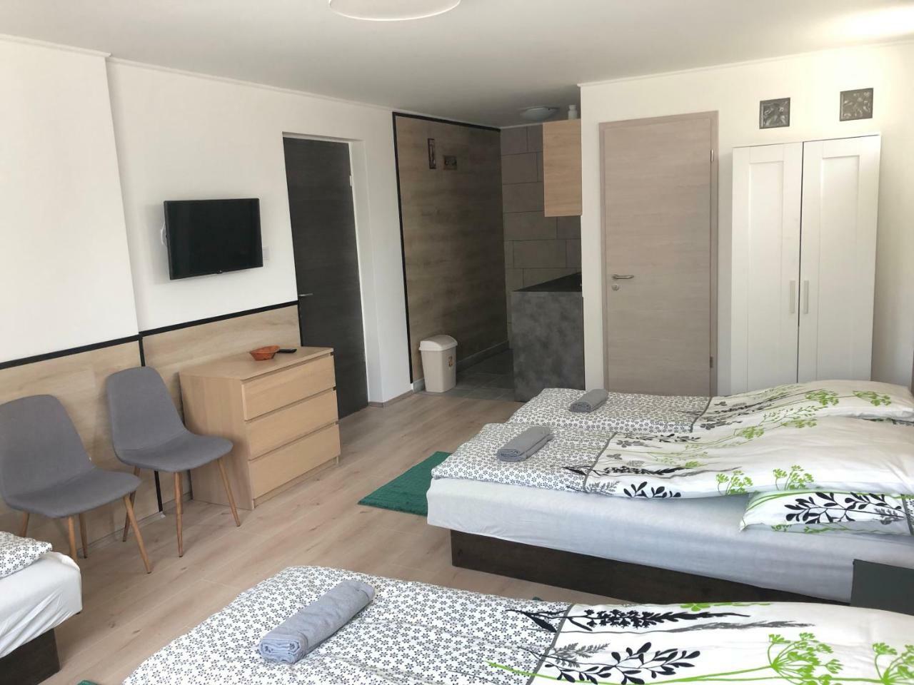 Juno Apartman Vendégház Miskolc Extérieur photo