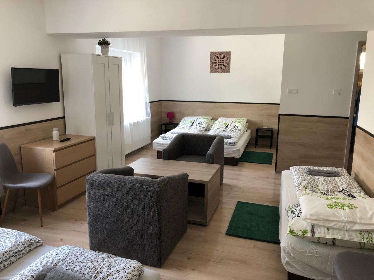 Juno Apartman Vendégház Miskolc Extérieur photo