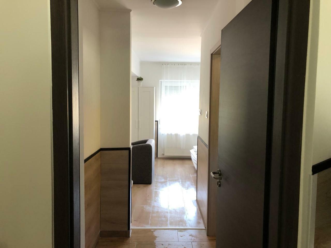 Juno Apartman Vendégház Miskolc Extérieur photo